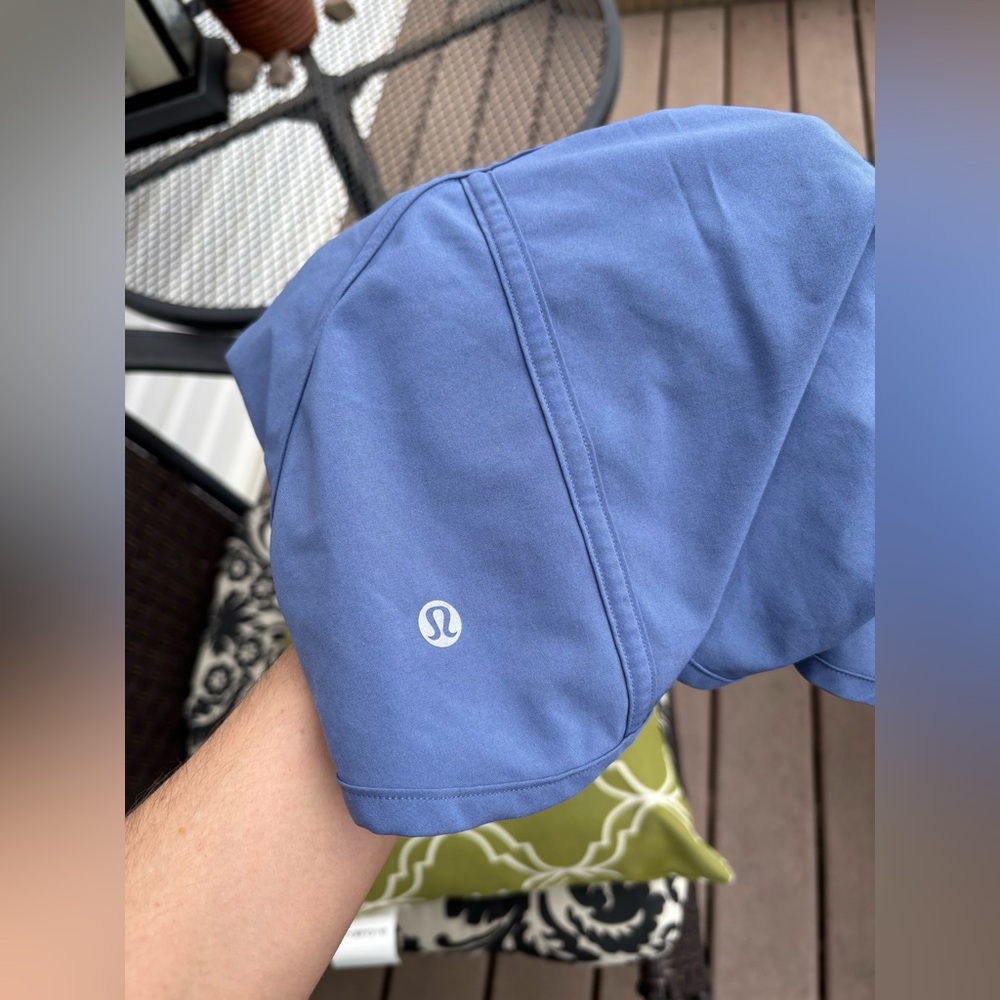 LULULEMON Tracker Short V (Lined) - Picture 8 of 8
